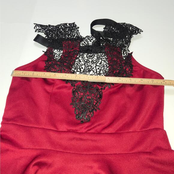 Womens Medium Sleeveless Top Stretch Peplum Maroon Lace Vamp Goth Whimsigoth - Picture 7 of 9